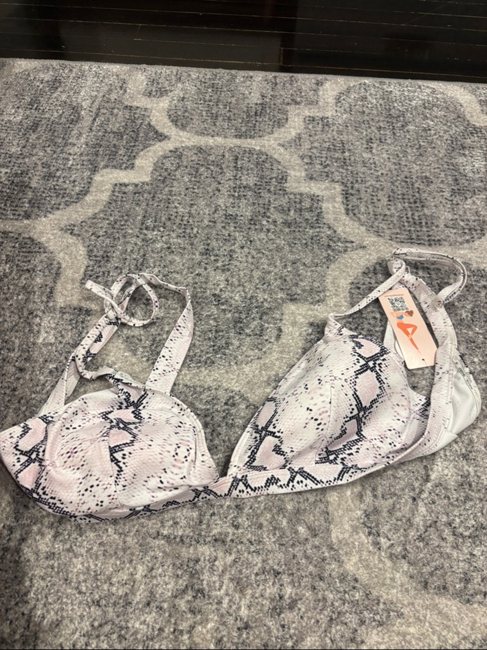 White & Black Snake-Print Bikini Top - Chic Women's Swim